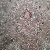 فرش ۷۰۰ شانه