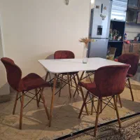 میز نهارخوری مدرن ۴ نفره