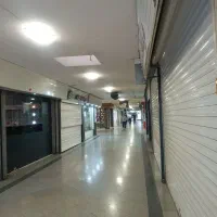 چند مغازه در شهرک اکباتان