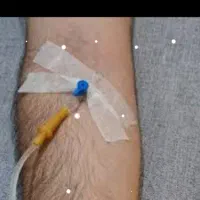 خدمات پرستاری وصل سرم و تزریقات در منزل