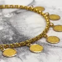 گمشده دست بند طلا