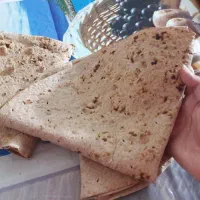 نان کامل گندم همراه با سبوس تهیه شده از گندم دیم