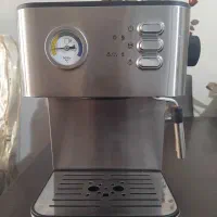 فروش یک دستگاه قهوه ساز و یک دستگاه کالباس بر