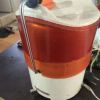 آب میوه گیر