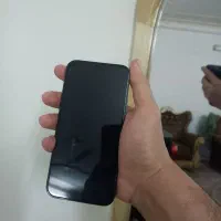 ۱۲پرو لاکاغذی