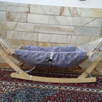 یک عدد گهواره درحدنو
