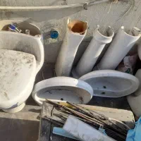 تعدادی دستشویی وتولت فرنگی