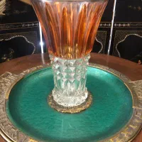 یک عدد گلدان کریستال ناب بسیار قدیمی( انتیک)
