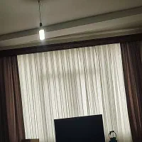 پرده به عرض ۳.۳۰وارتفاع ۲/۸۰