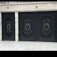 درب پیلوت* پارکینگ/ساختمان دربهای حیاطی ×باغی