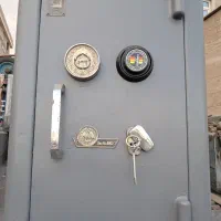 بعلت جابجایی گاوصندوق سنگین کاوه