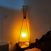 اآباژور ایستاده مدرن