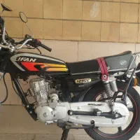 موتور سیکلت ۱۲۵ شاهین موتور