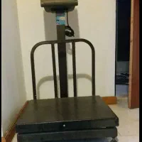 باسکول ۳۰۰ کیویی در حدنو زیر قیمت فوری