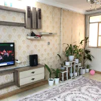 آپارتمان ۱۰۰متری طبقه اول