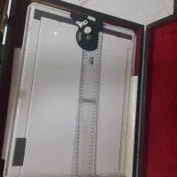 تخته رسم خط کشT