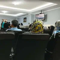 آپارتمان-طبقه-سوم-درمانگاه-نوربخش-141-متر