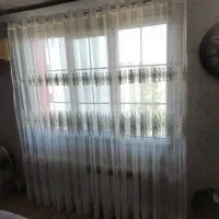 میزTvبه همراه دو پرده‌برای‌پذیرائی واتاق‌خواب