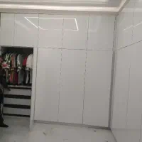 ساخت و اجرا انواع کمددیواری و کابینت و درب اتاقی