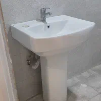 سنگ و پایه روشویی سرویس بهداشتی