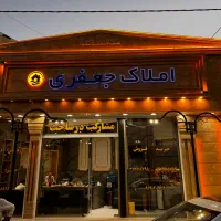 فروش-یک-باب-مغازه-با-موقعیت-خوب