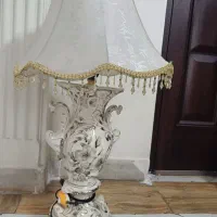 آباژور و چراغ خواب چینی
