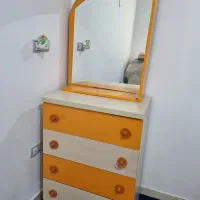 دراور و ایینه نوجوان