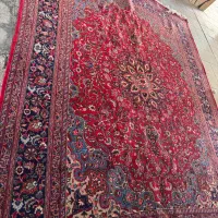 دو تخته فرش ۱۲ متری دارم دستی و ماشینی