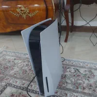 کنسول ps5 فت با ۴ دسته اورجینال بهمراه دیسک بازی