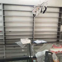 ویترین و قفسه