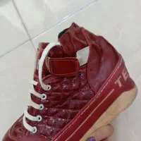 کـتـونـی دخـتـرانـه و زنـانـه