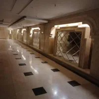 بر-یادبود-100-متر-مغازه