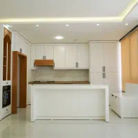 کابینت نئوکلاسیک با یراق درجه یک برند emmit
