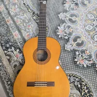 گیتار یاماها C70