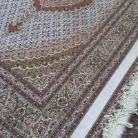 فرش دستبافت کرمی رنگ