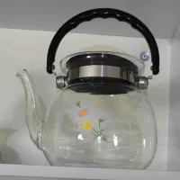 کتری طرح گل بابونه،نو اصلا استفاده نشده، یه تومن