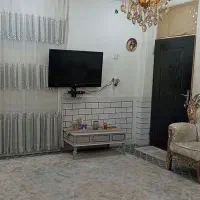 لوستر هشت پر و ساعت