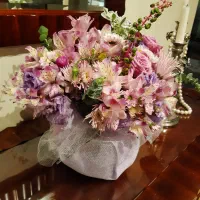 چند گل طبیعی شاداب