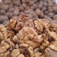 مغز گردو  و پسته اعلا