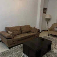 مبل راحتی ۷ نفره، بسیار تمیز و شیک