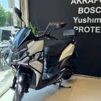 sym j200