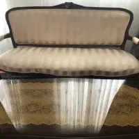 مبلمان آلمانی ۷ نفره بهمراه میز ناهارخوری ۴نفره