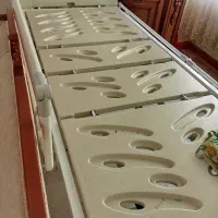 تخت بیمارستانی. درج یک