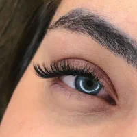 کاشت مژه و اکستنشن مژه