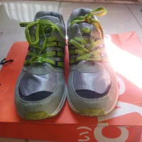 کتونی zx8000 نایاب سایز ۴۲