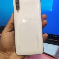 گوشی فروشی کار کرده و کاملا سالم