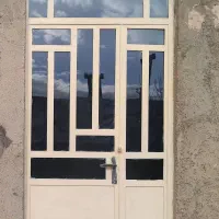 درب آهنی منزل