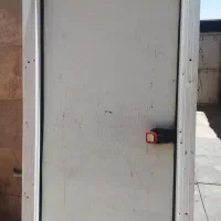 درب سردخانه سالم درحدنو راست بازشو