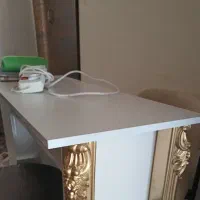 میز ناخن به همراه صندلی استادکار و صندلی مشتری