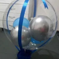 بادکنک ایستاده